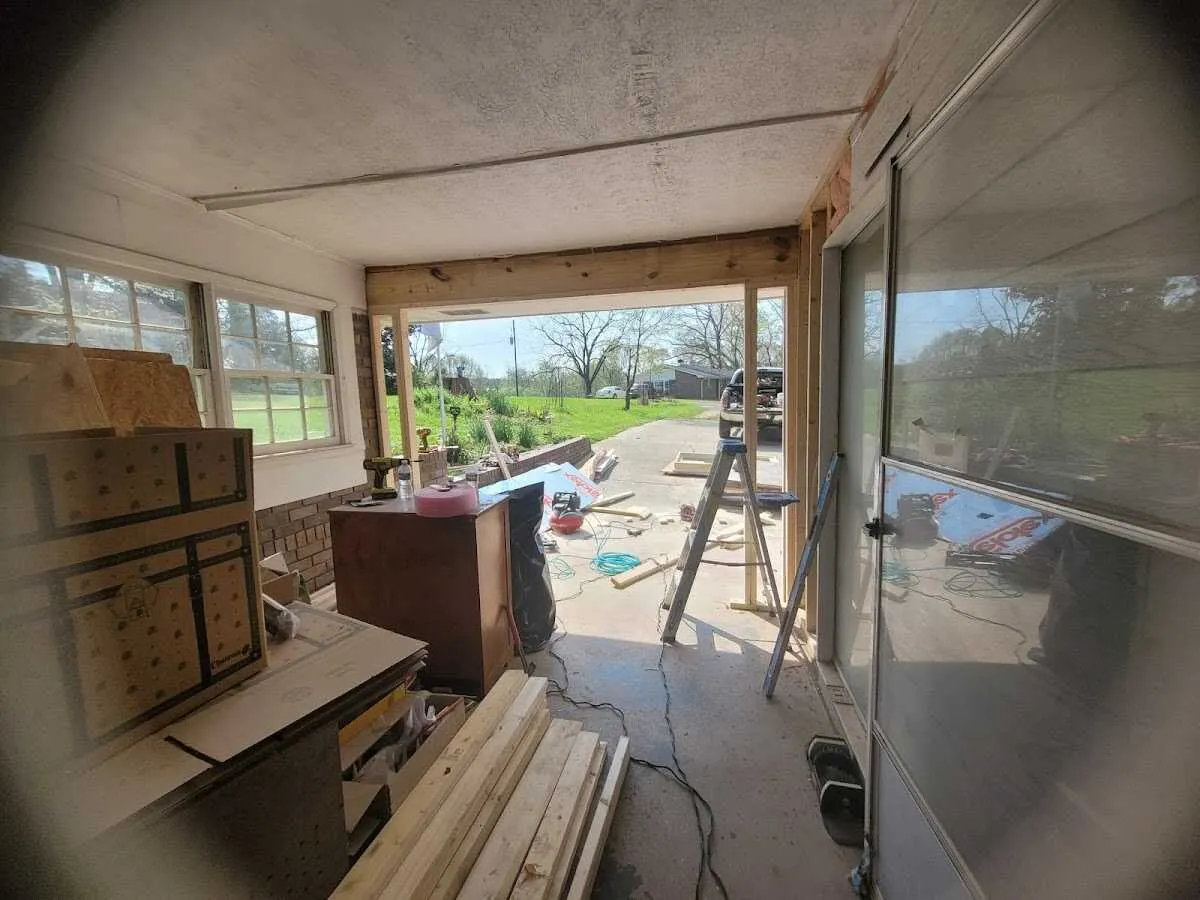 Air movers and dehumidifier for Water Mitigation Services in Rocky River